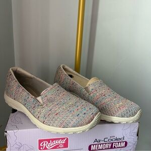 Skechers Relaxed Fit Women's Slip-On Comfort Sneakers 49291 Taupe Wicker size 6